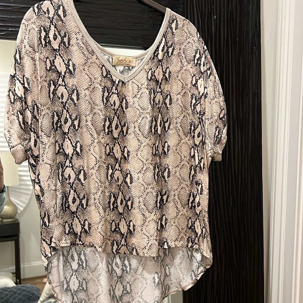 Sofia Collections Italian Satin Tessa Top in Snake Print